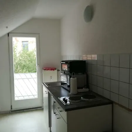 Kunstgasse 11, 10